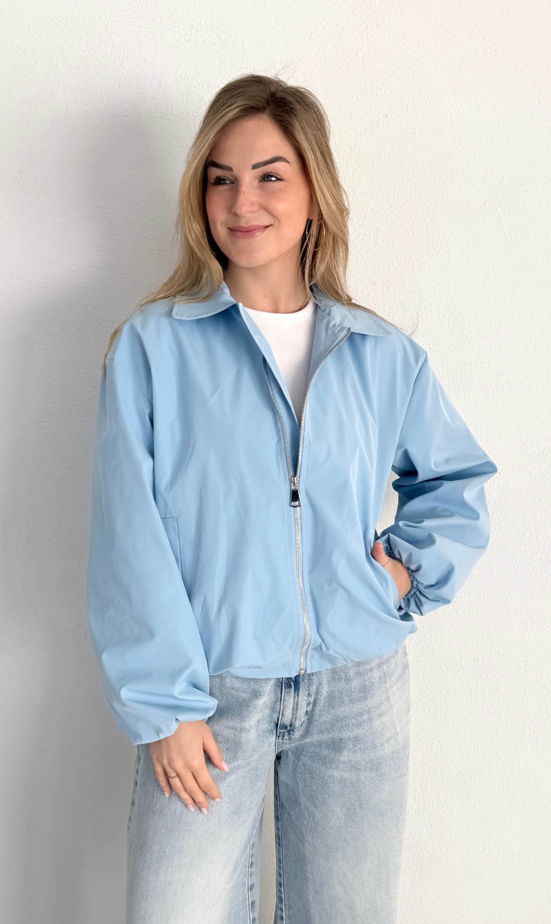 Bomber jacket sari licht blauw