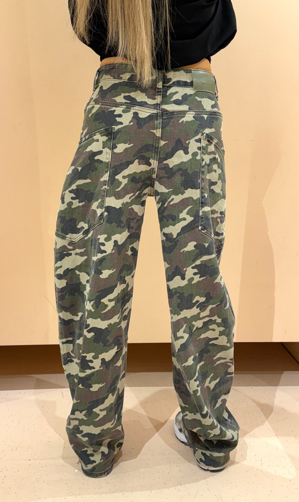 Balloon jeans camo minne