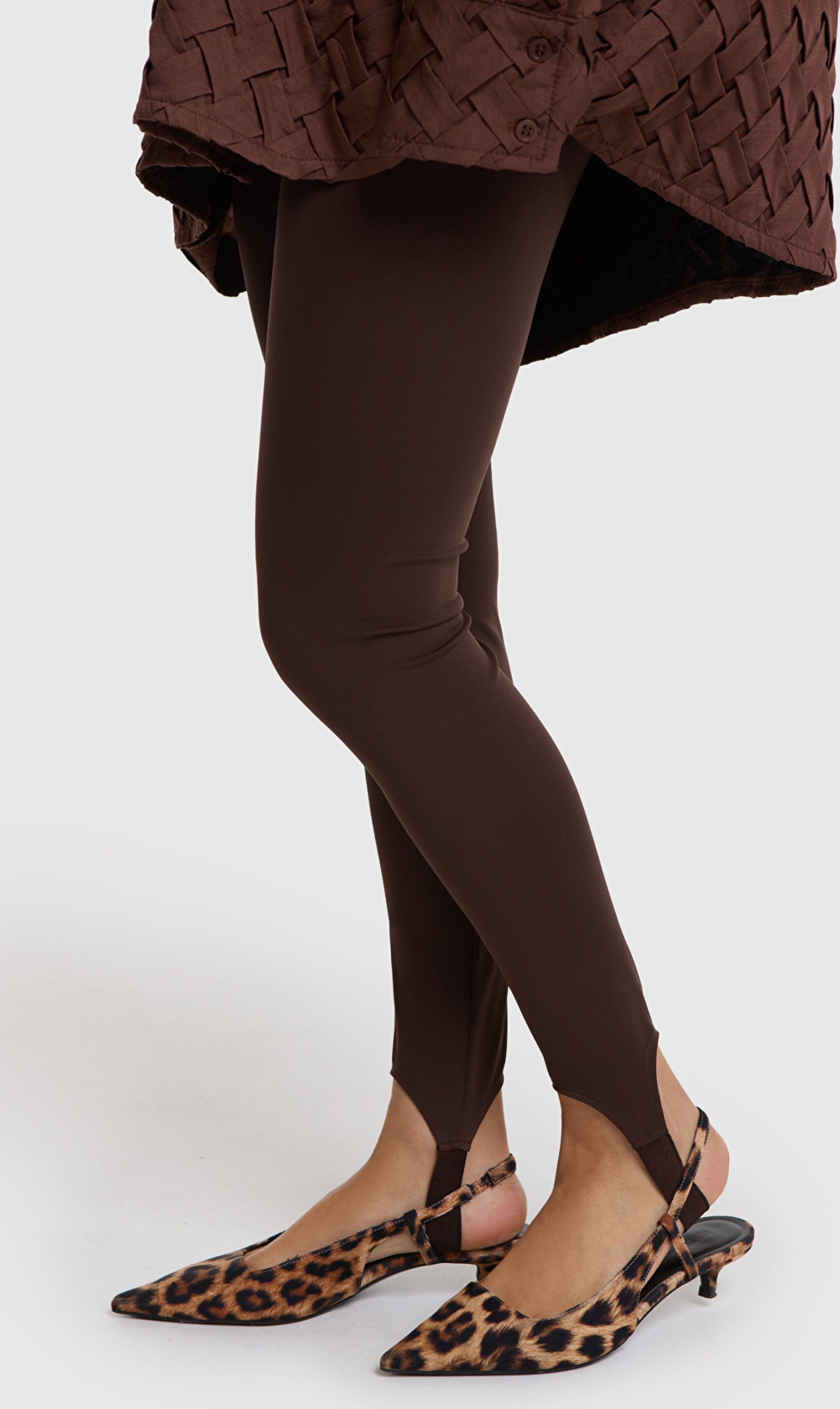 Alix the Label knitted clean legging brown