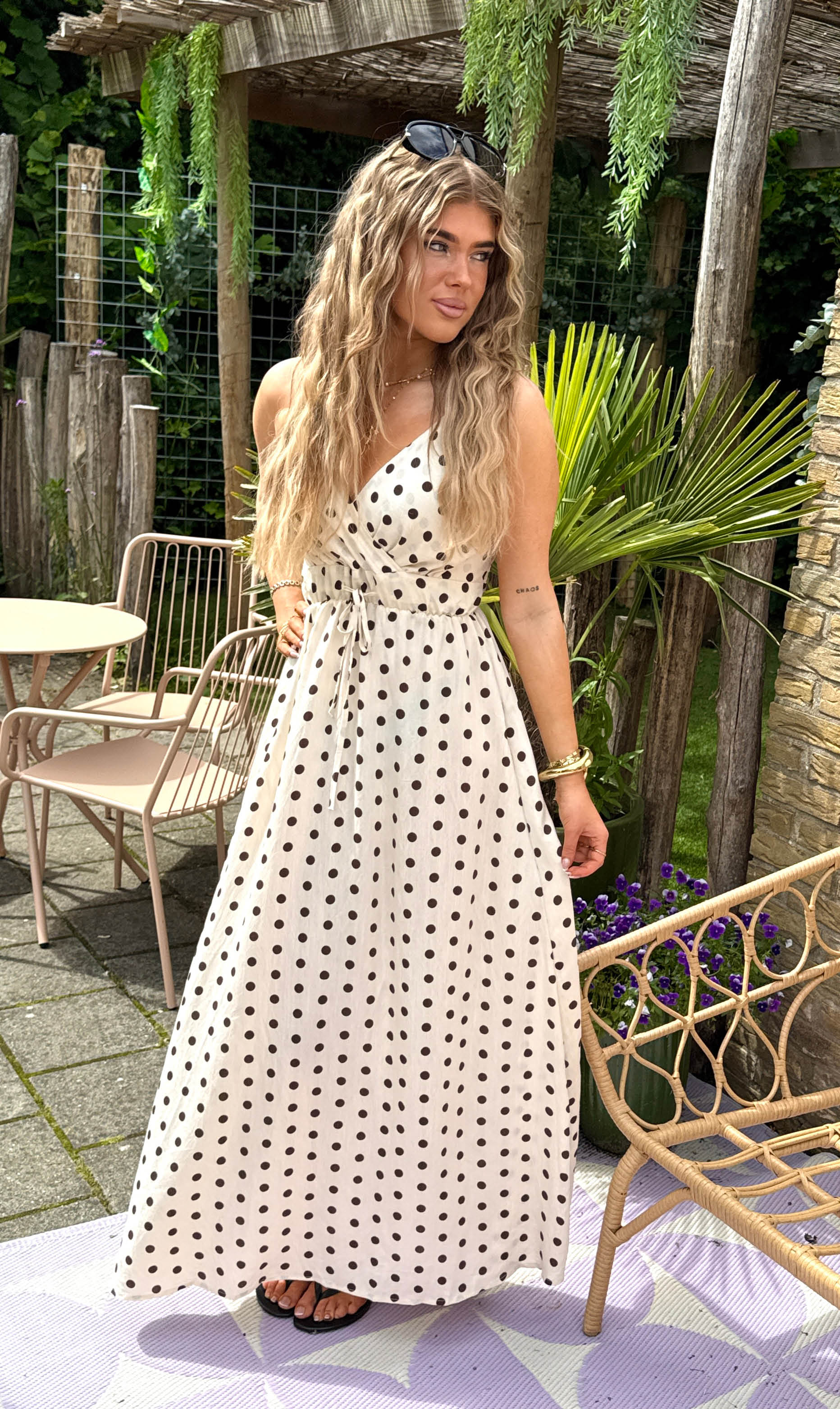 Aurora dot jurk beige