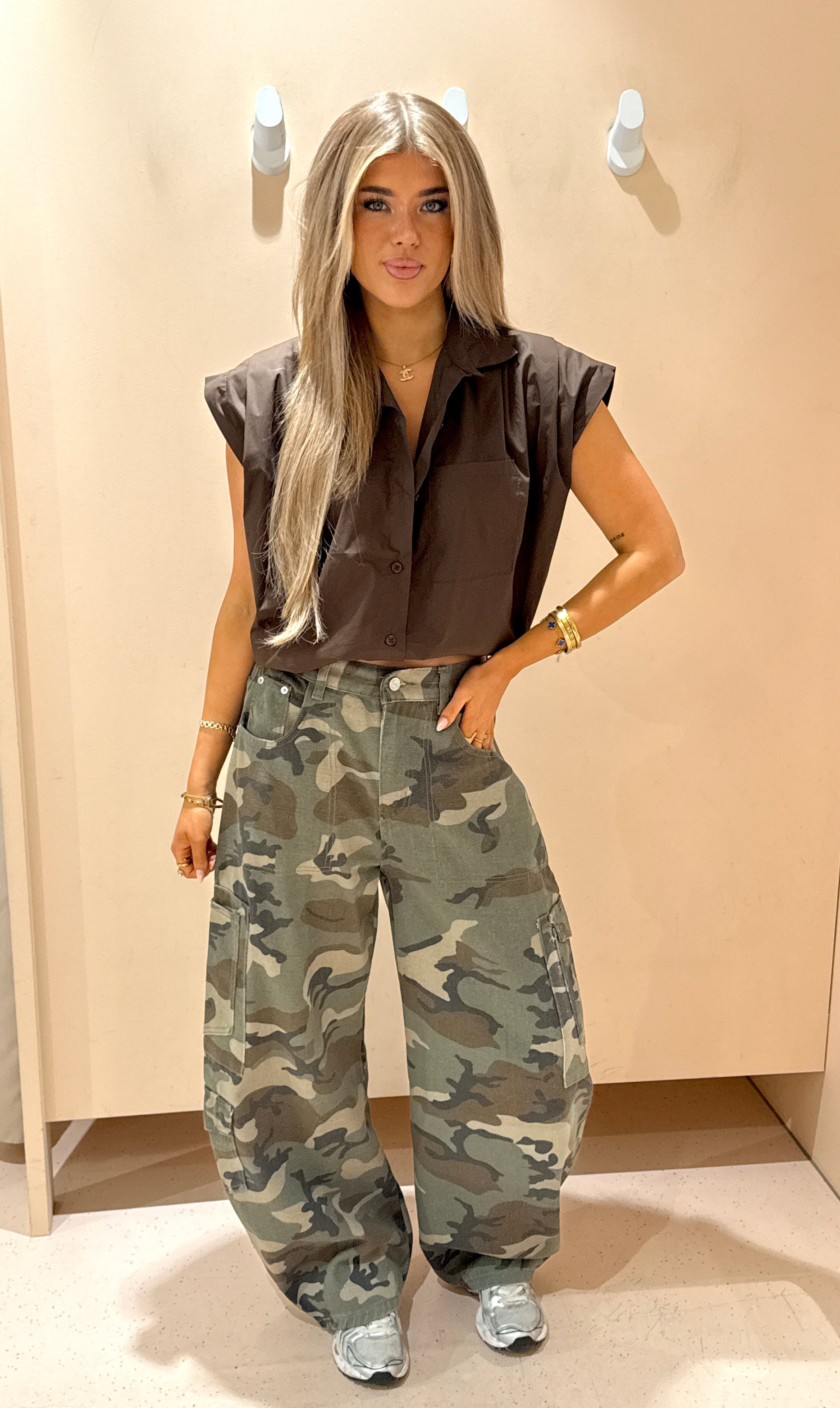 Top Laura bruin