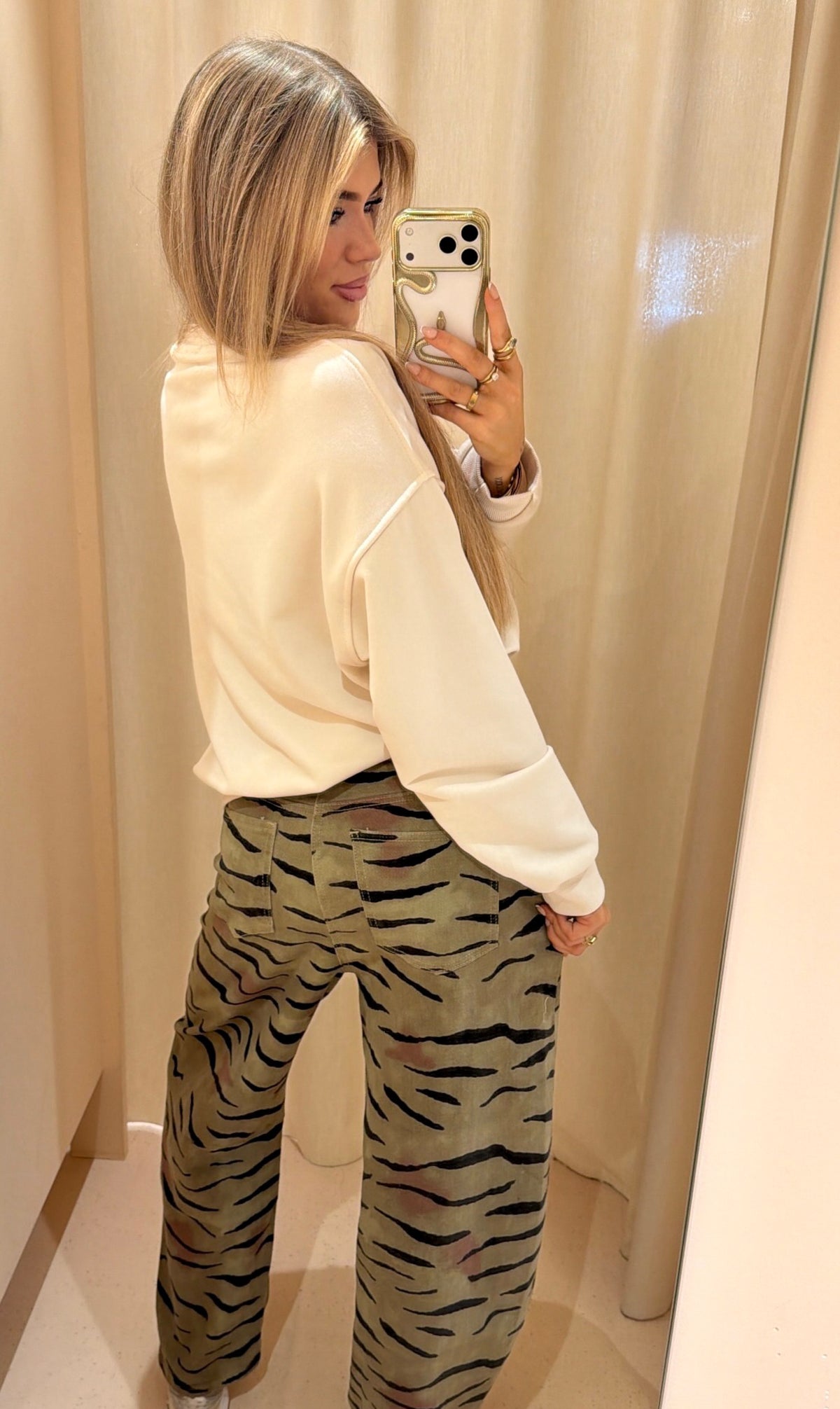 Sweater believe off white
