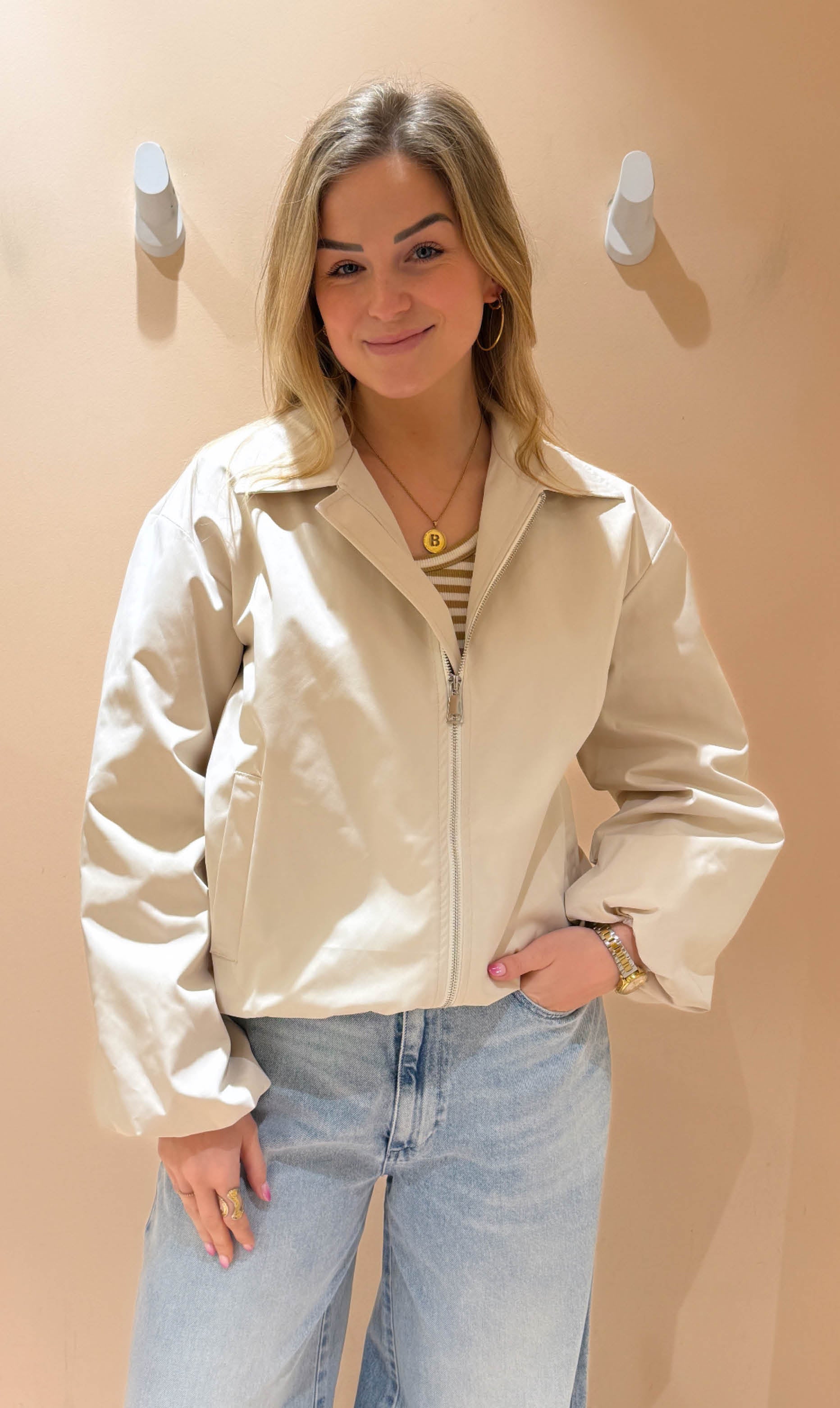 Bomber jacket sari sand