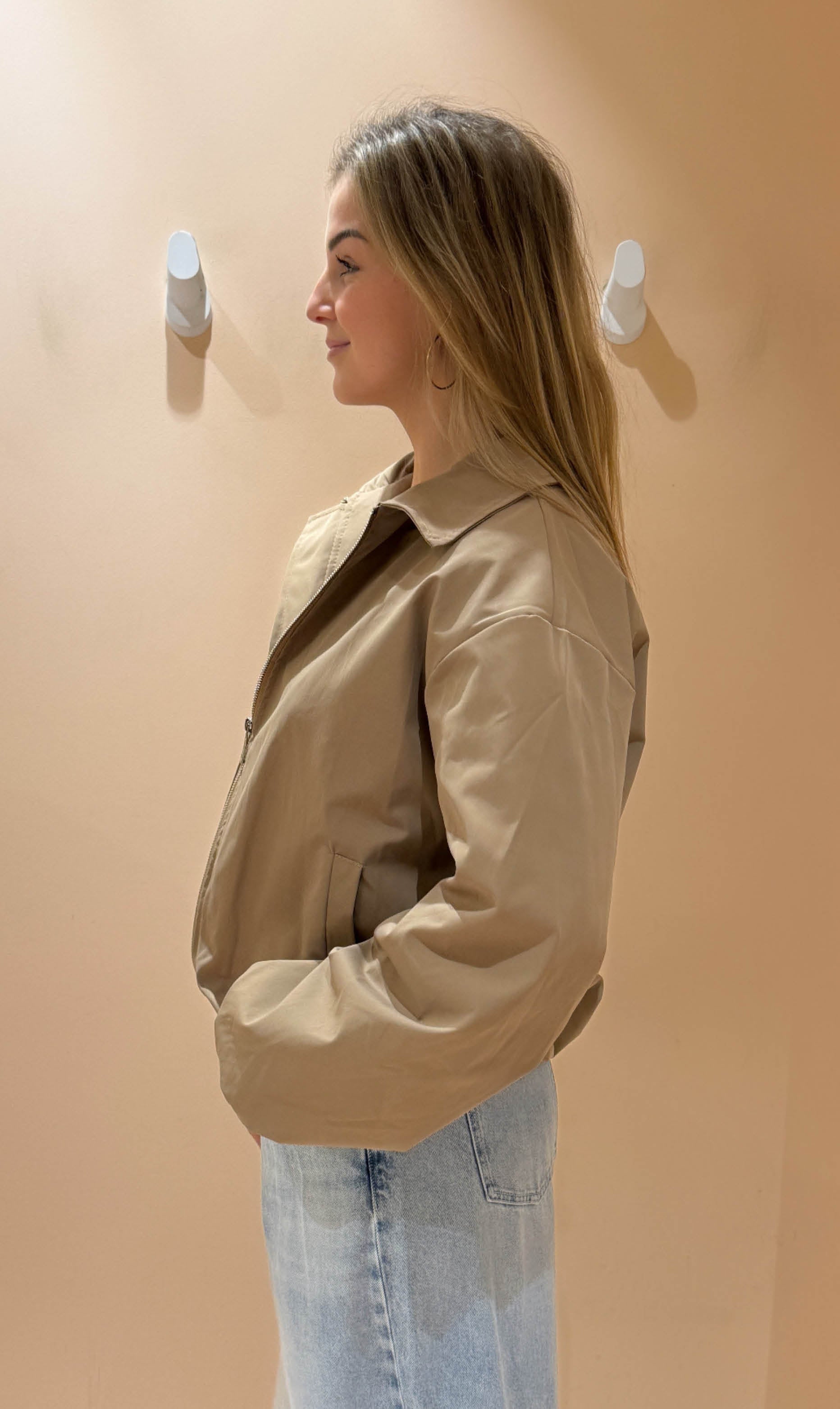 Bomber jacket sari beige