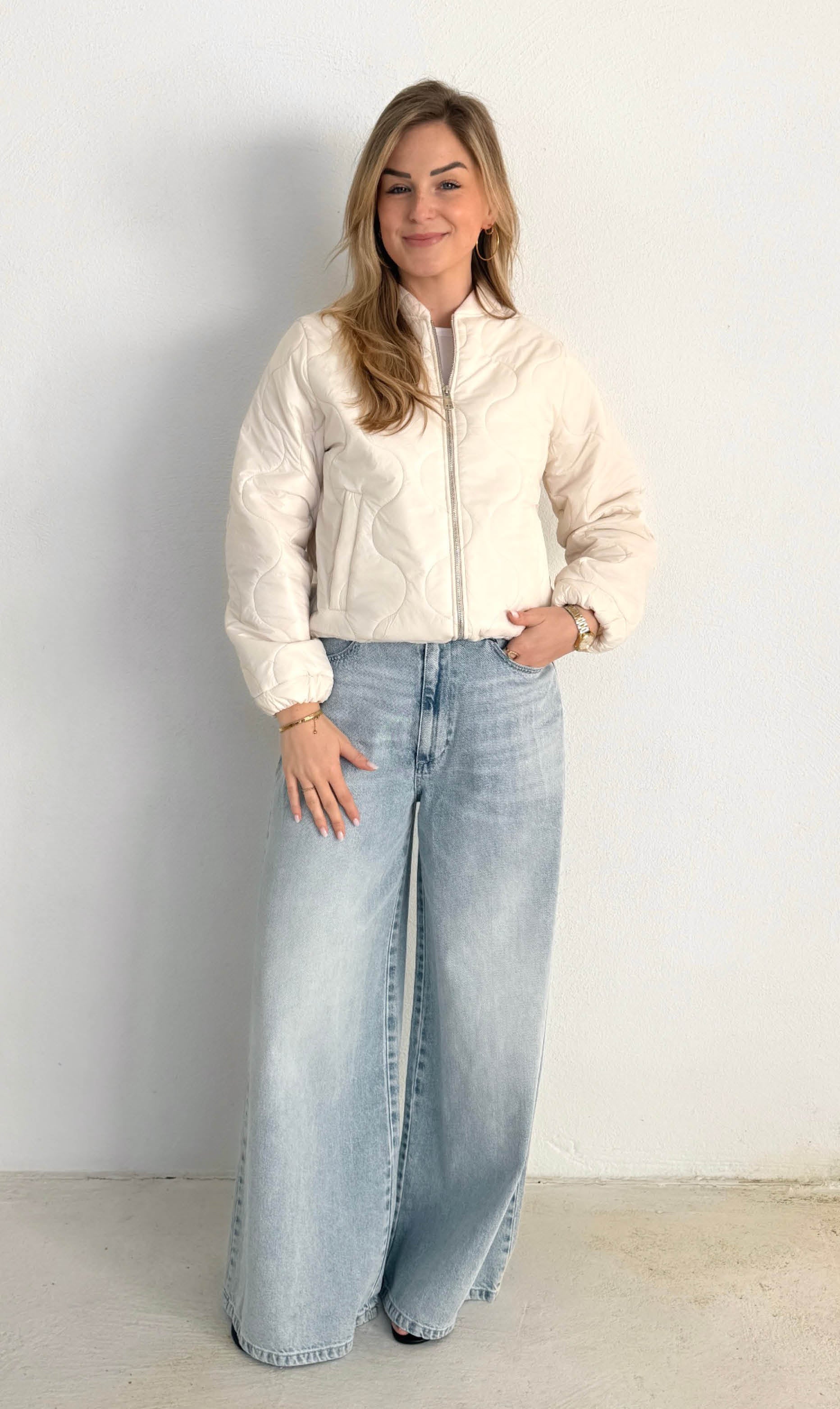 Feline jacket wit
