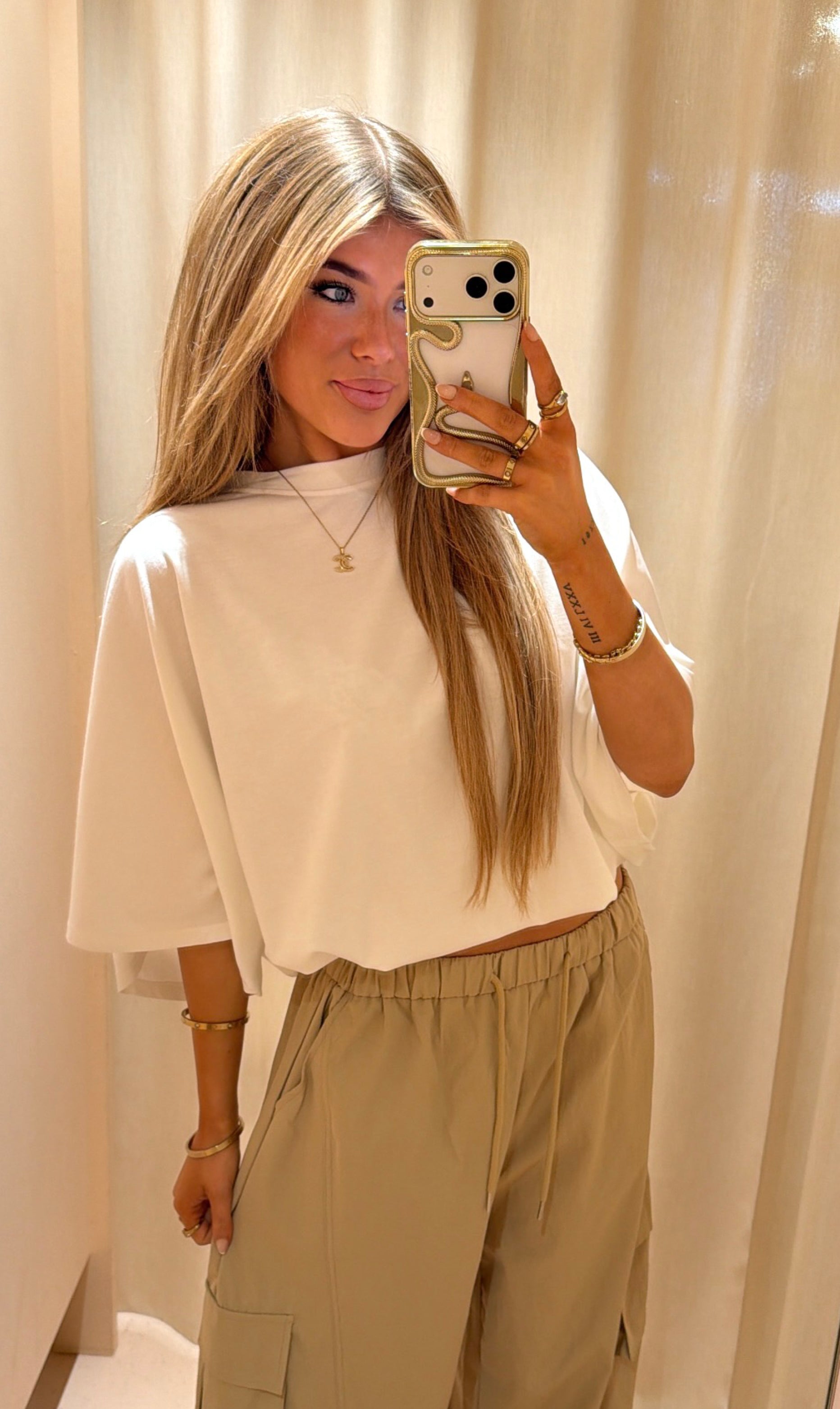 Top Roxy wit