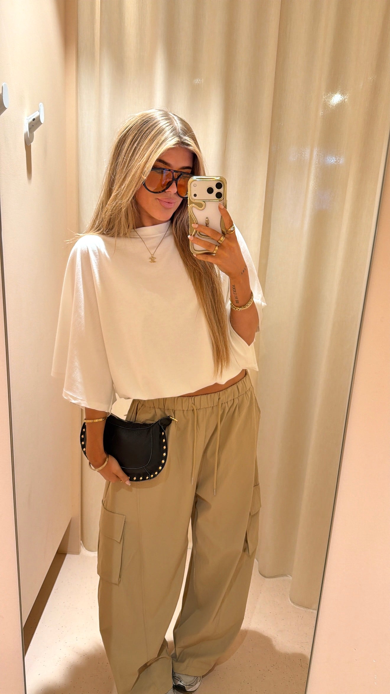 Top Roxy wit