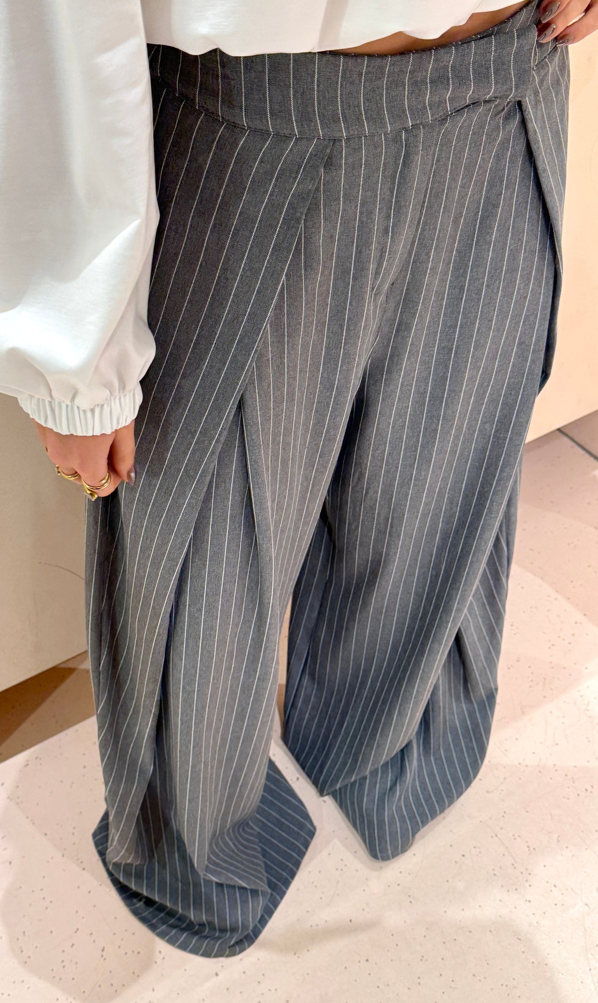 Broek Sally grijs streep TALL