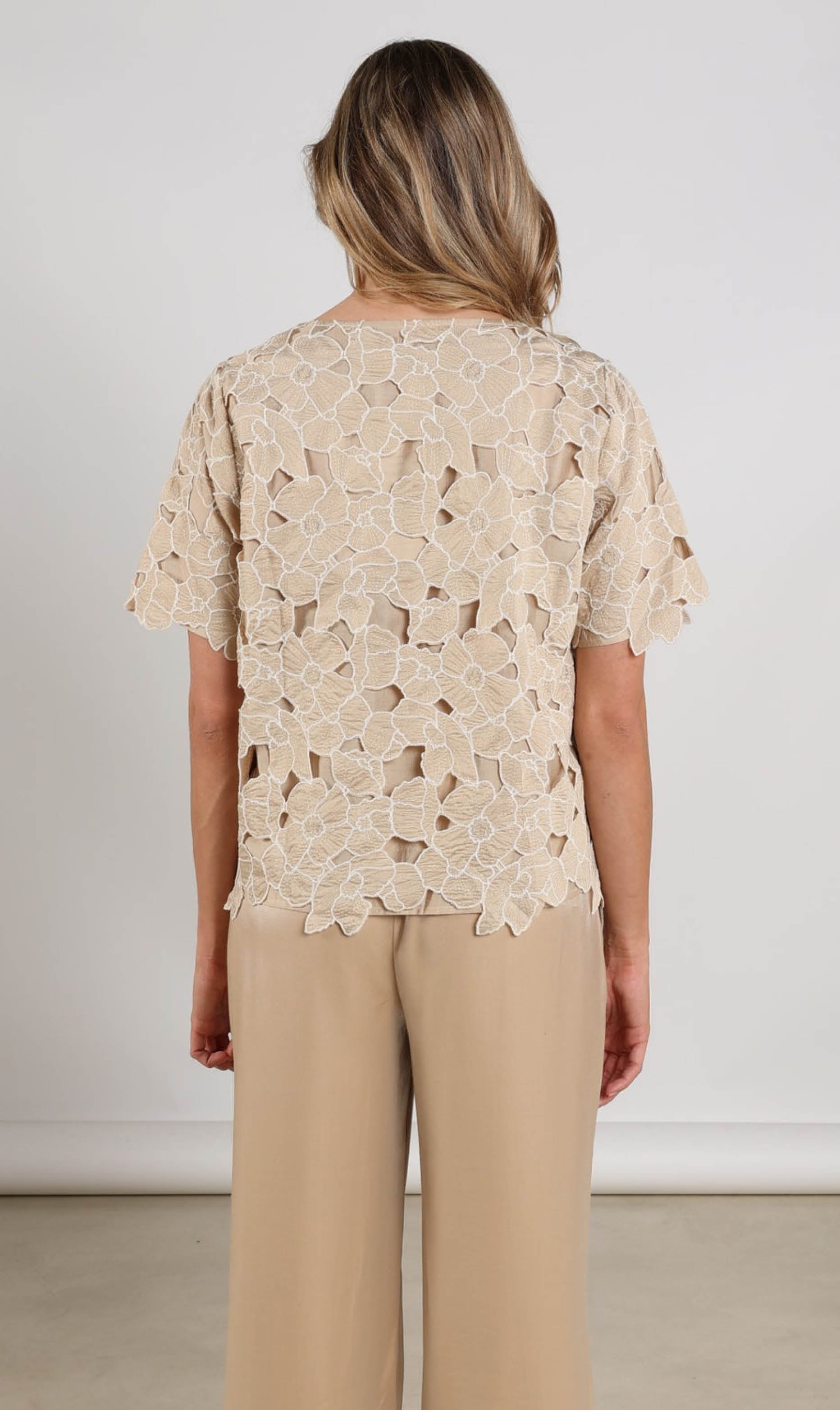 Nukus Octavia top flower sand/gold