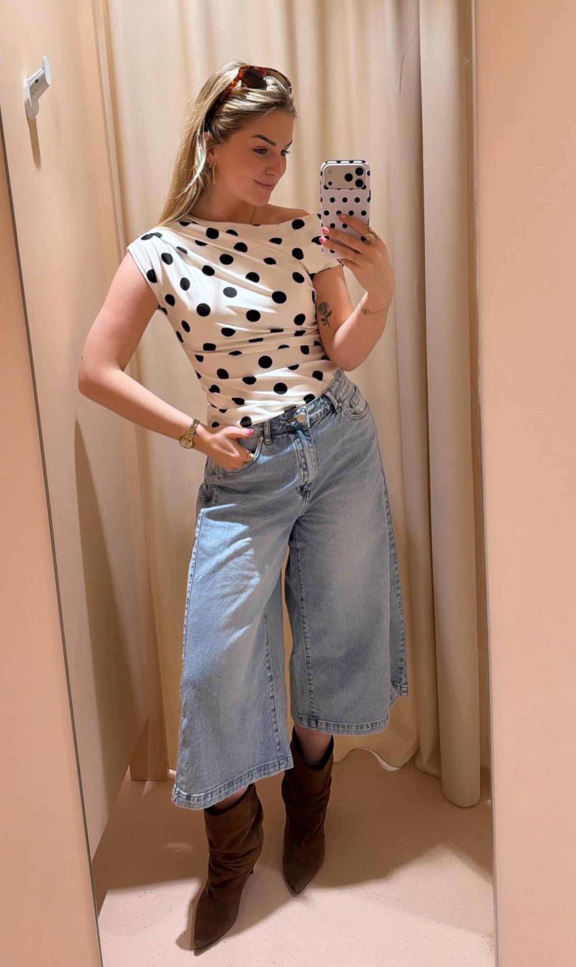Dot top wit