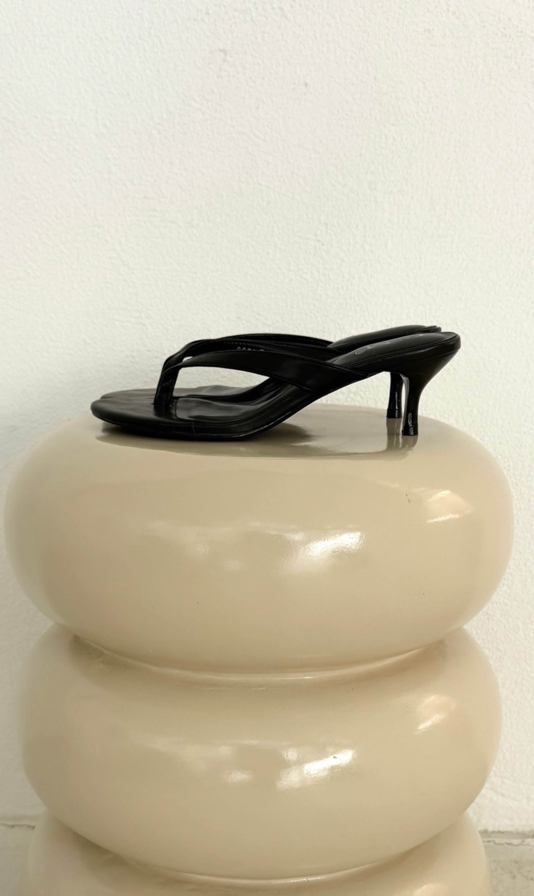 Sandalen met hak zwart