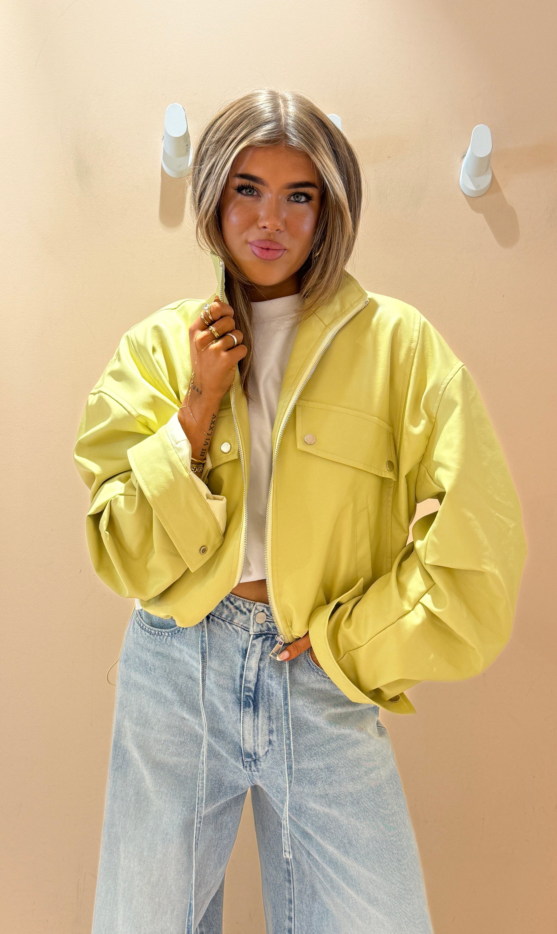 Evie jacket Geel