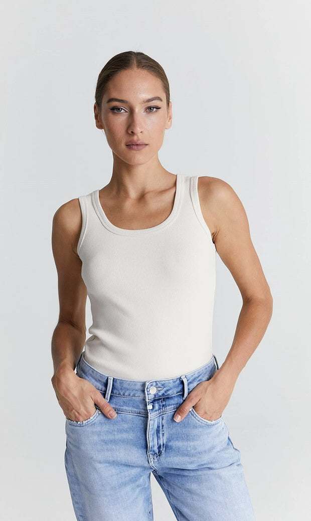 COJ Olivia top off white