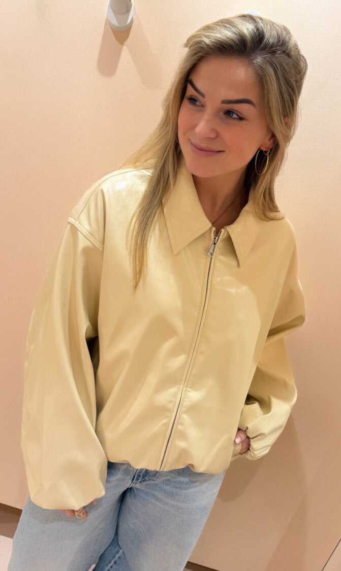 Pu bomberjack roomy ecru